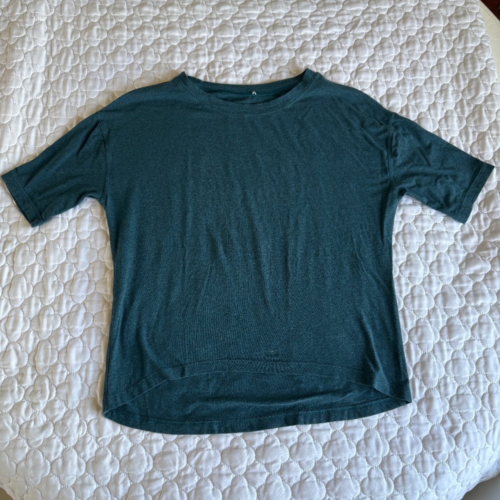 lululemon Active‎ Oversized Top Size 6